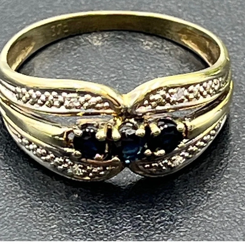 SC 375 Two Tone Victorian Heirloom 9k Sapphire Diamond Chip Accent Ring Sz 6.5